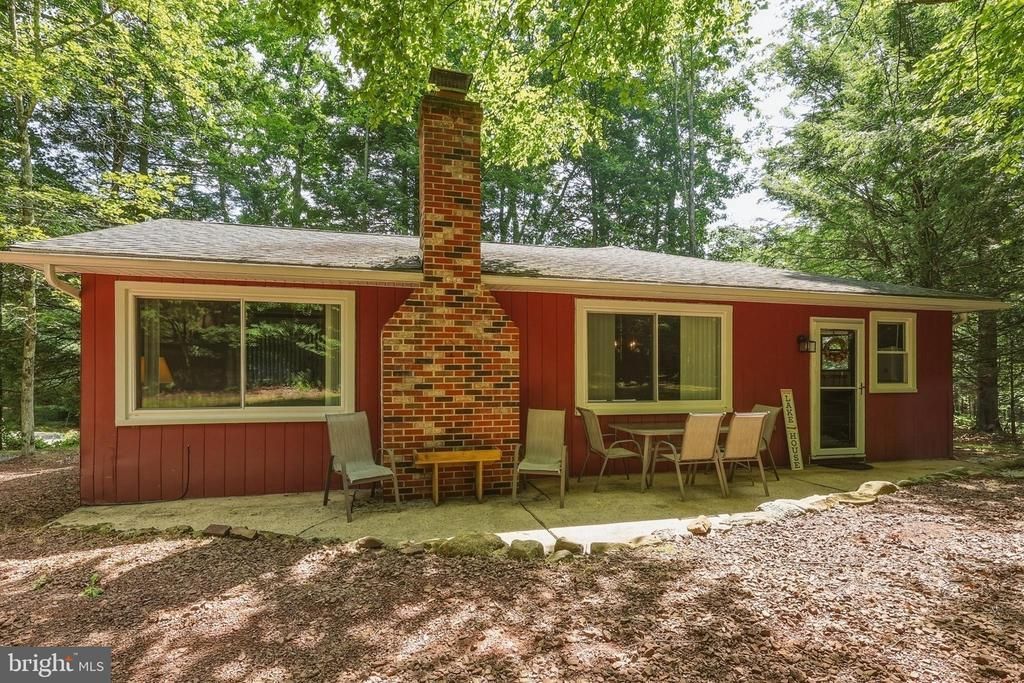 3 DEER TRAIL LANE , NESQUEHONING, PA 18240