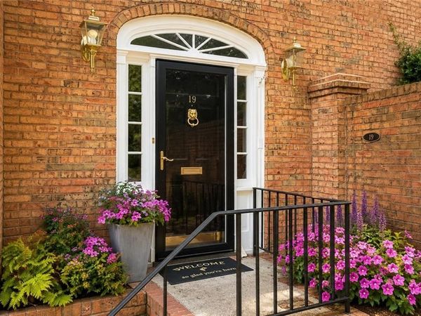 19 Lullwater Place NE, Unit 19, Atlanta, GA 30307