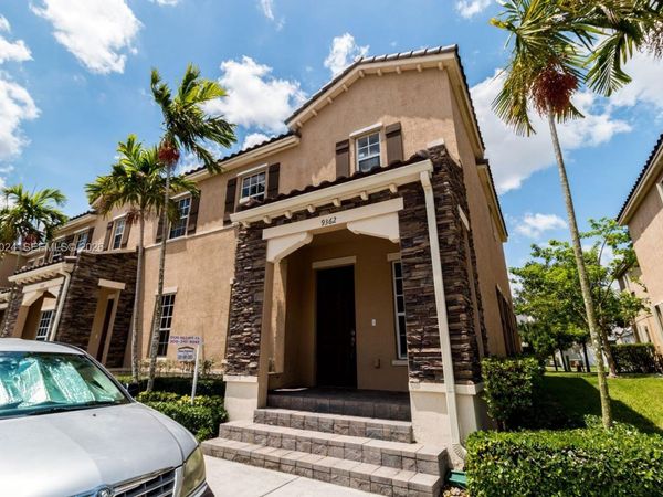 9362 SW 171st Ave , Miami, FL 33196