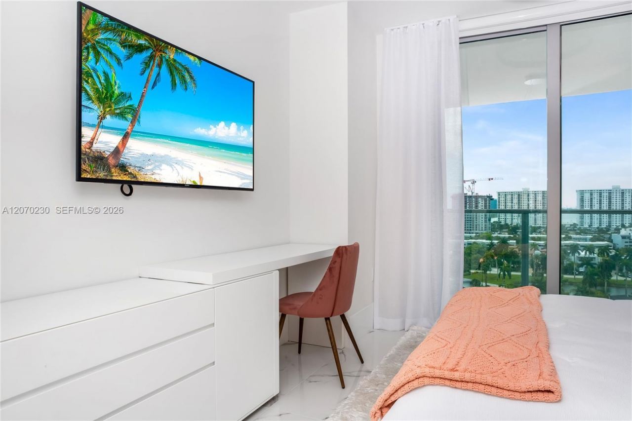 330 Sunny Isles Blvd , Unit 5-1102, Sunny Isles Beach, FL 33160 Photo