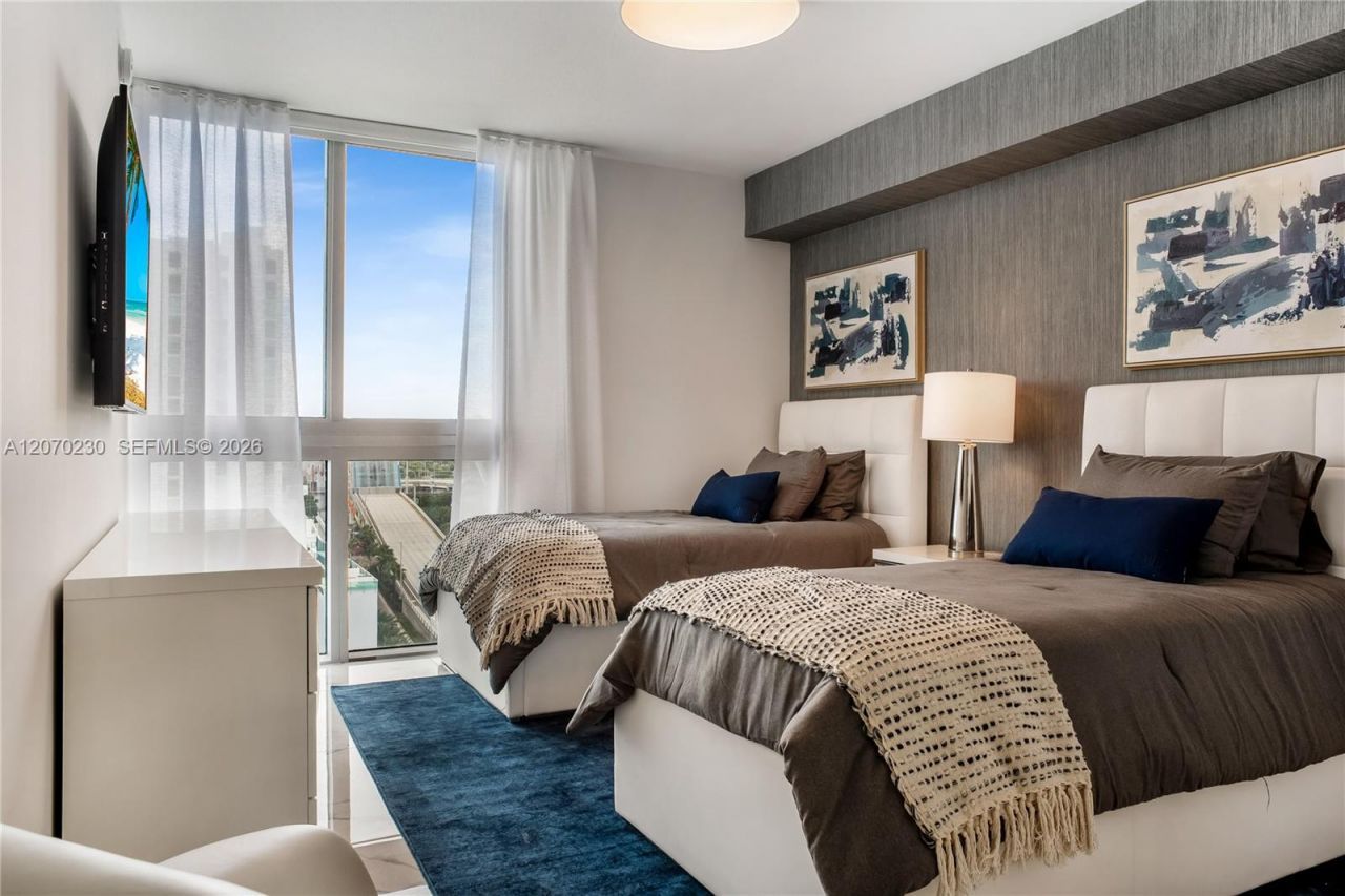 330 Sunny Isles Blvd , Unit 5-1102, Sunny Isles Beach, FL 33160 Photo