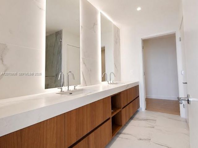1400 Biscayne Blvd , Unit 3401, Miami, FL 33132 Photo