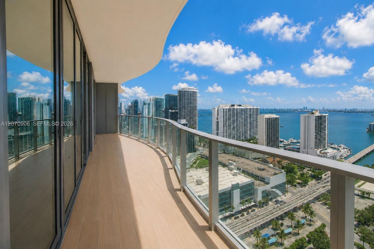 1400 Biscayne Blvd , Unit 3401, Miami, FL 33132 Photo