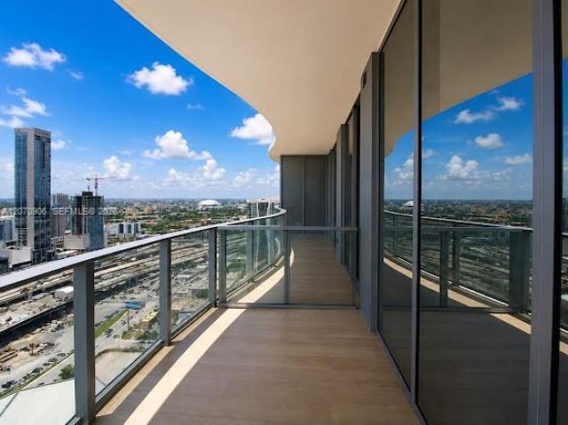1400 Biscayne Blvd , Unit 3401, Miami, FL 33132 Photo