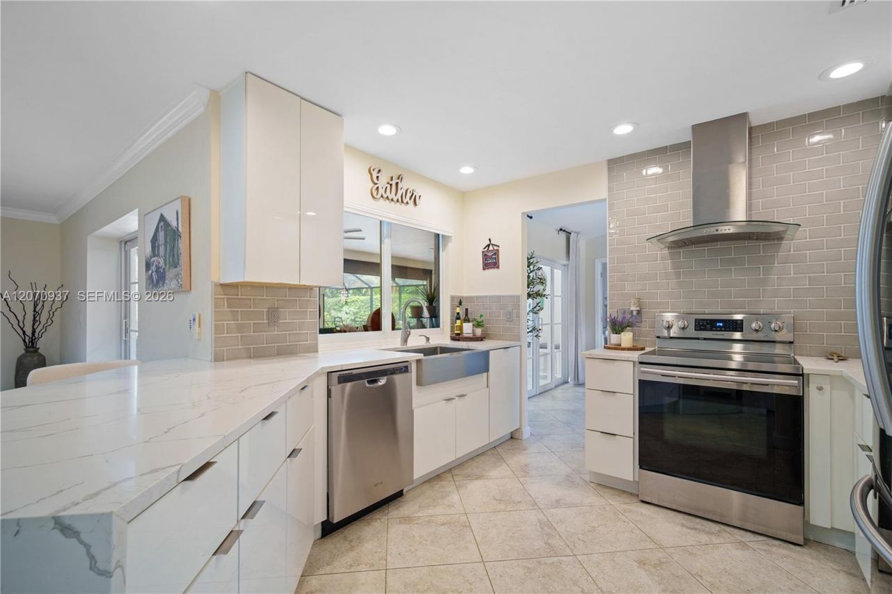 2236 Queens Blvd, Naples, FL 34112 Photo