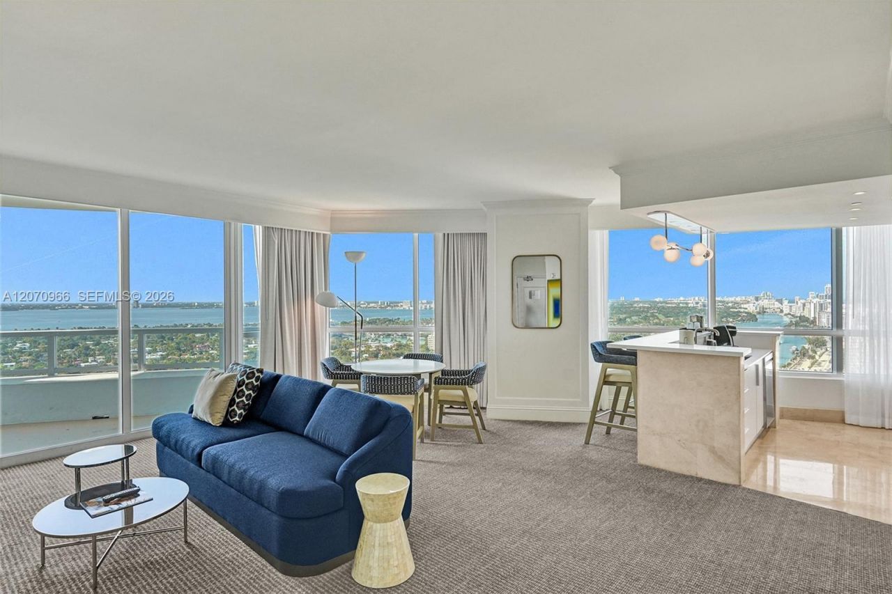 4401 Collins Ave , Unit 2915, Miami Beach, FL 33140 Photo