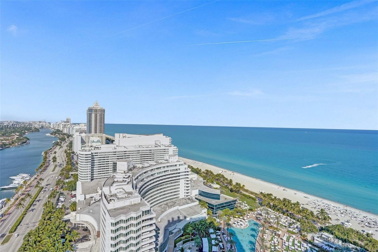 4401 Collins Ave , Unit 2915, Miami Beach, FL 33140 Photo