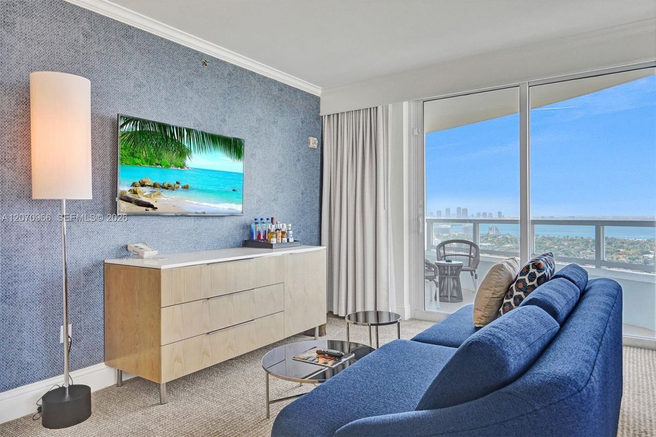 4401 Collins Ave , Unit 2915, Miami Beach, FL 33140 Photo