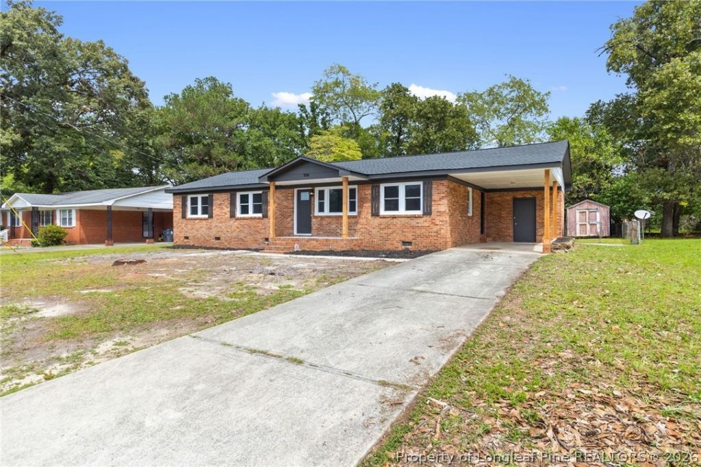 994 Wayside Road, Fayetteville, NC 28314 Main Photo