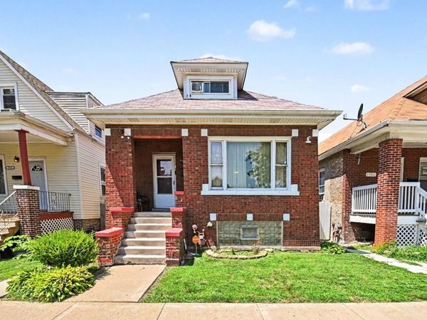 5710 S Washtenaw Avenue , Chicago, IL 60629