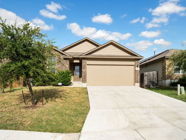 6437 Hoffman Plain, San Antonio, TX 78252