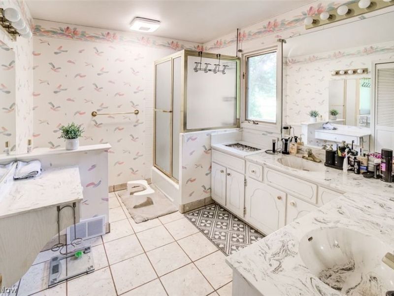 17444 Long Meadow Trail, Chagrin Falls, OH 44023 Photo 16