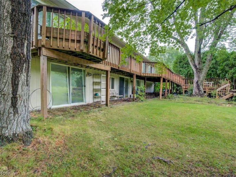 17444 Long Meadow Trail, Chagrin Falls, OH 44023 Photo 28