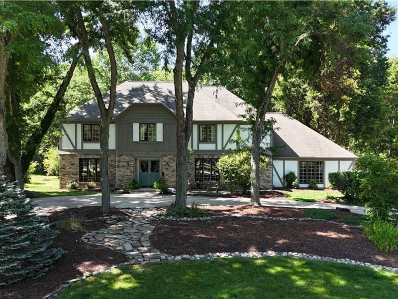 3554 Rolling Hills Drive, Pepper Pike, OH 44124 Photo 1