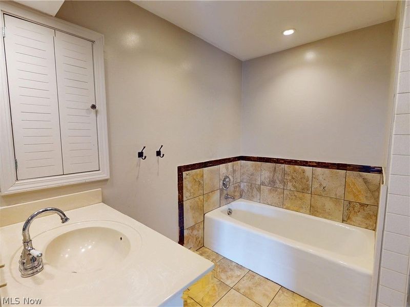 3554 Rolling Hills Drive, Pepper Pike, OH 44124 Photo 29