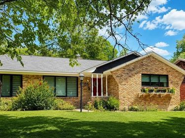 6755 E Mockingbird Lane, Dallas, TX 75214
