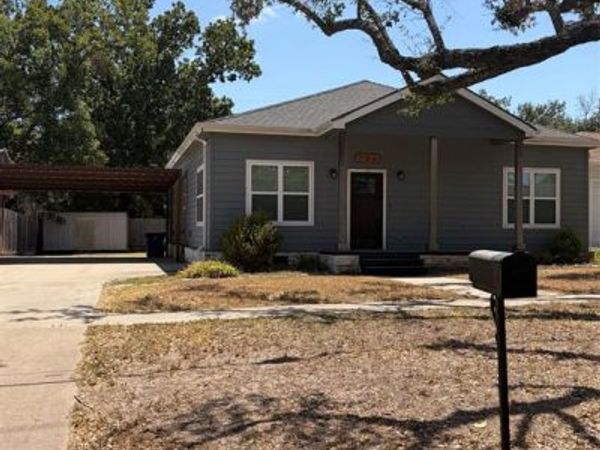 706 E Palestine Street, Mexia, TX 76667