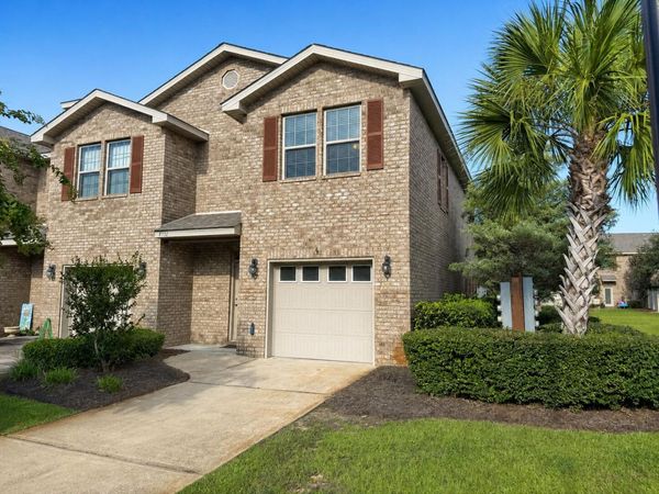 8732 Brown Pelican Circle, Navarre, FL 32566