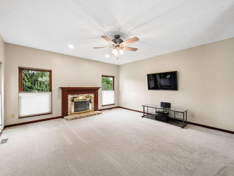 5692 Westbriar Court, Hilliard, OH 43026 Photo 14