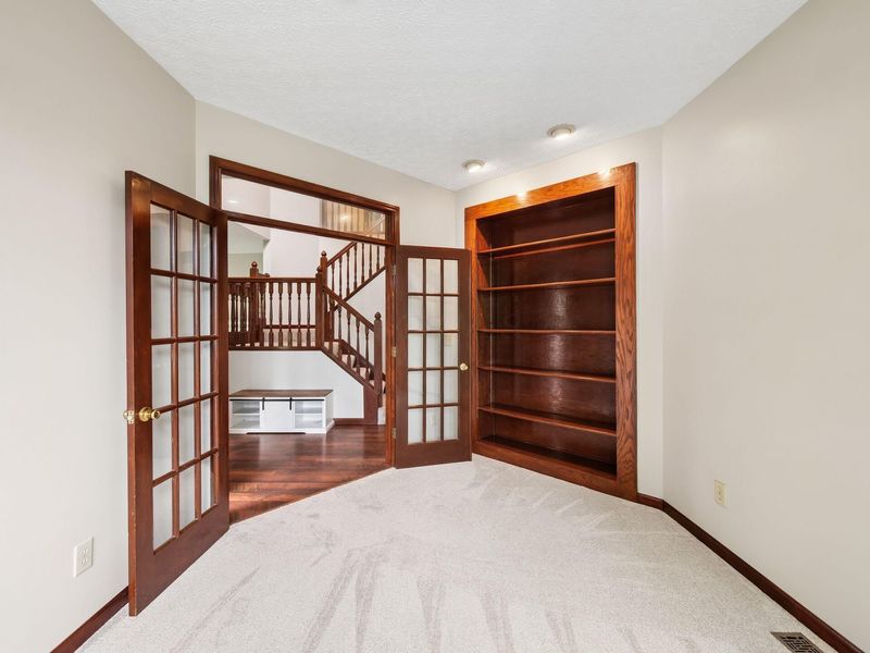 5692 Westbriar Court, Hilliard, OH 43026 Photo 16