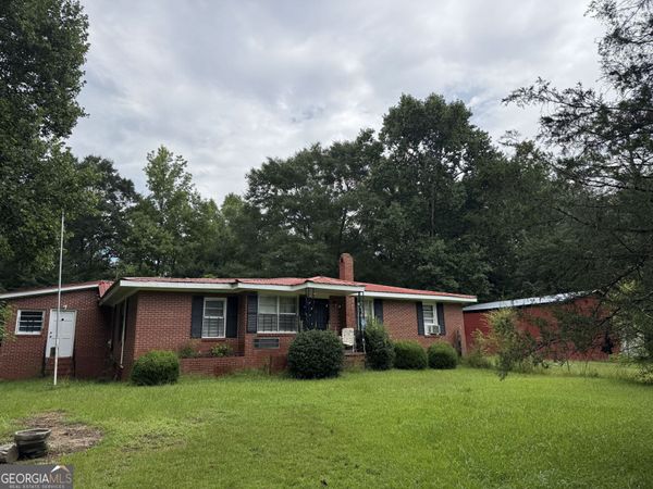 38 Cedarcrest Road, Lagrange, GA 30240