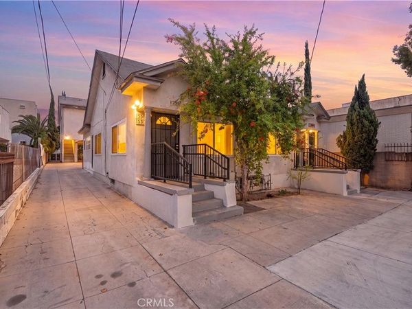 1530 N Mariposa, Hollywood, CA 90027