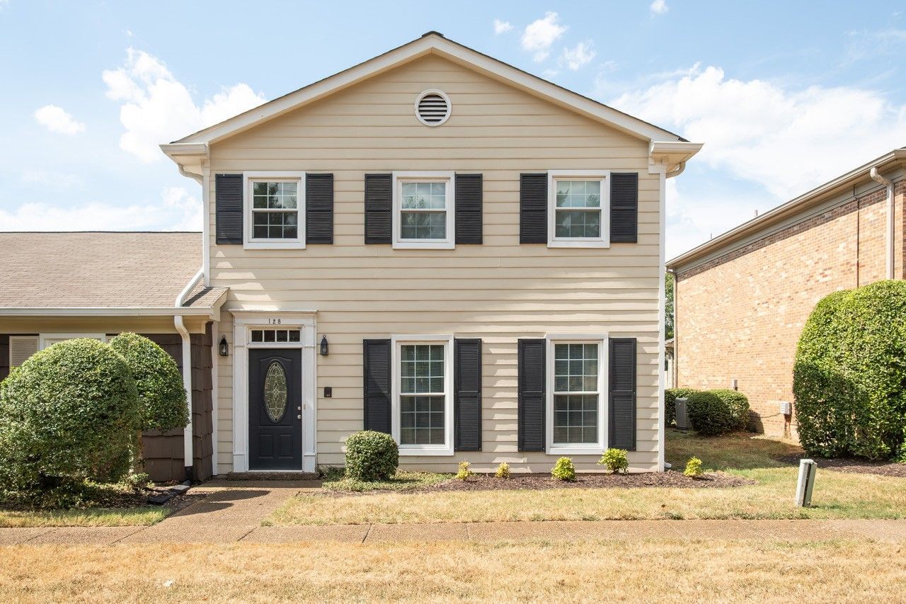 128 Boxwood Dr, Franklin, TN 37069 Main Photo