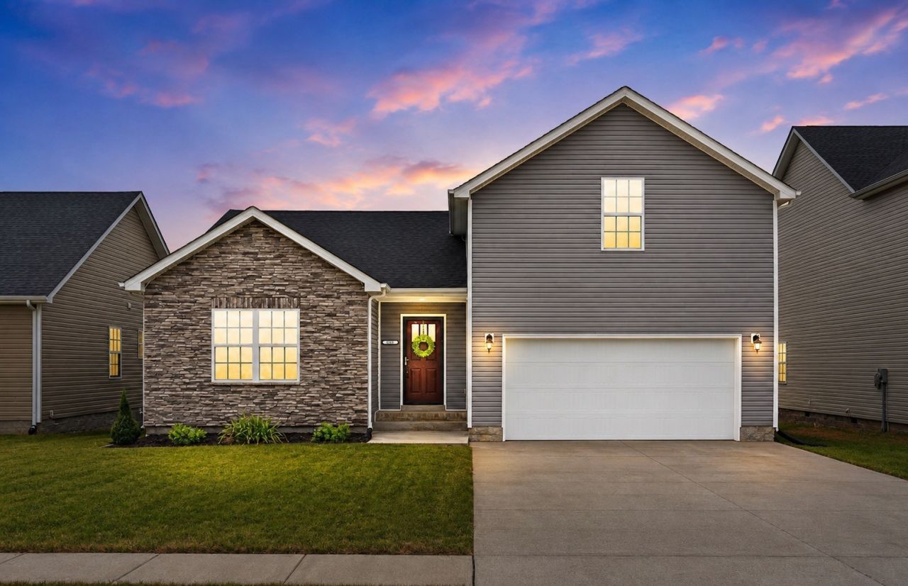 386 Pinkston Ct, Clarksville, TN 37040 Main Photo