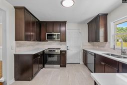 6709 Vanwood Drive  photo 4