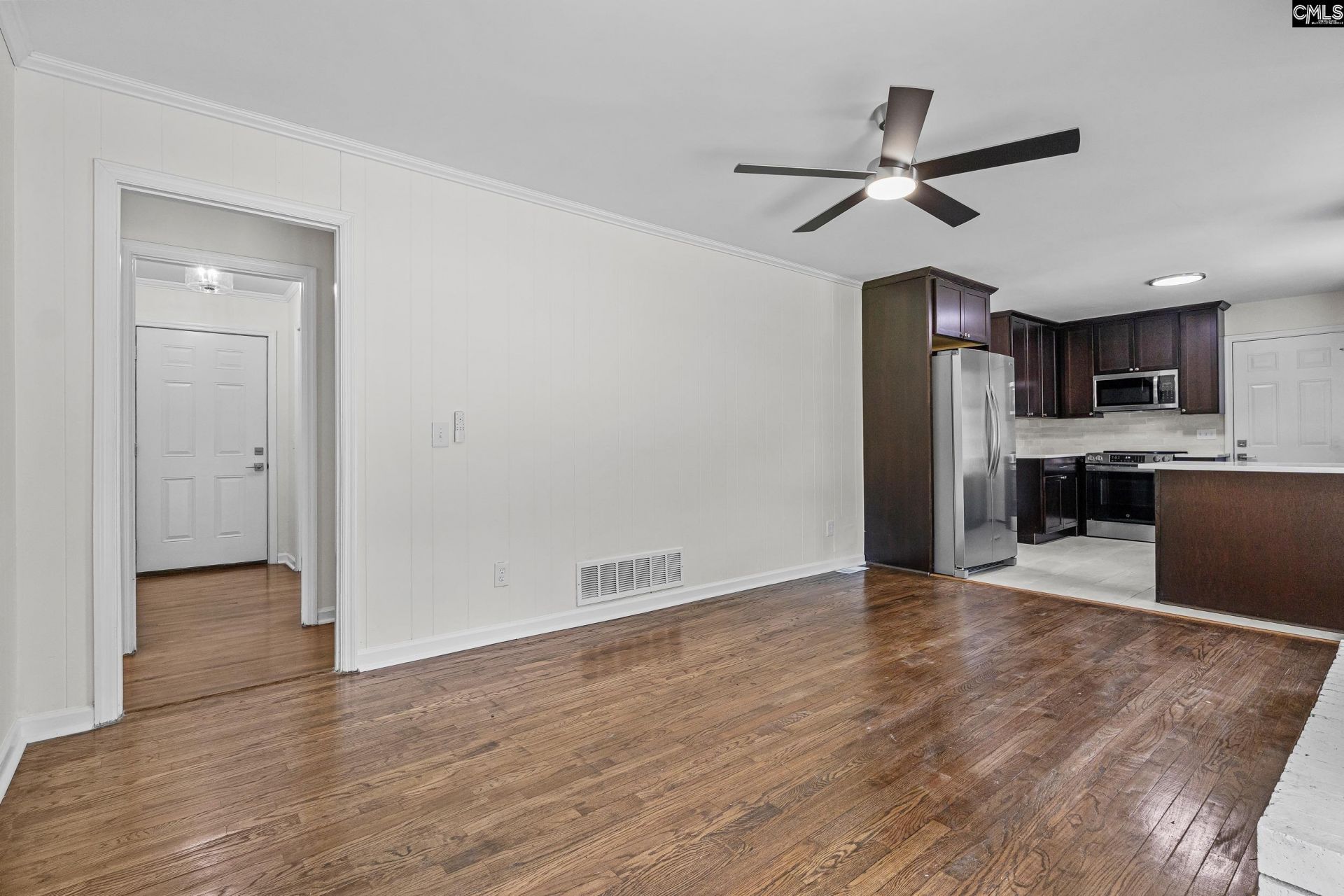 6709 Vanwood Drive  Photo 9