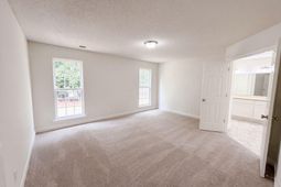 105 Sorrel Tree Lane  photo 4