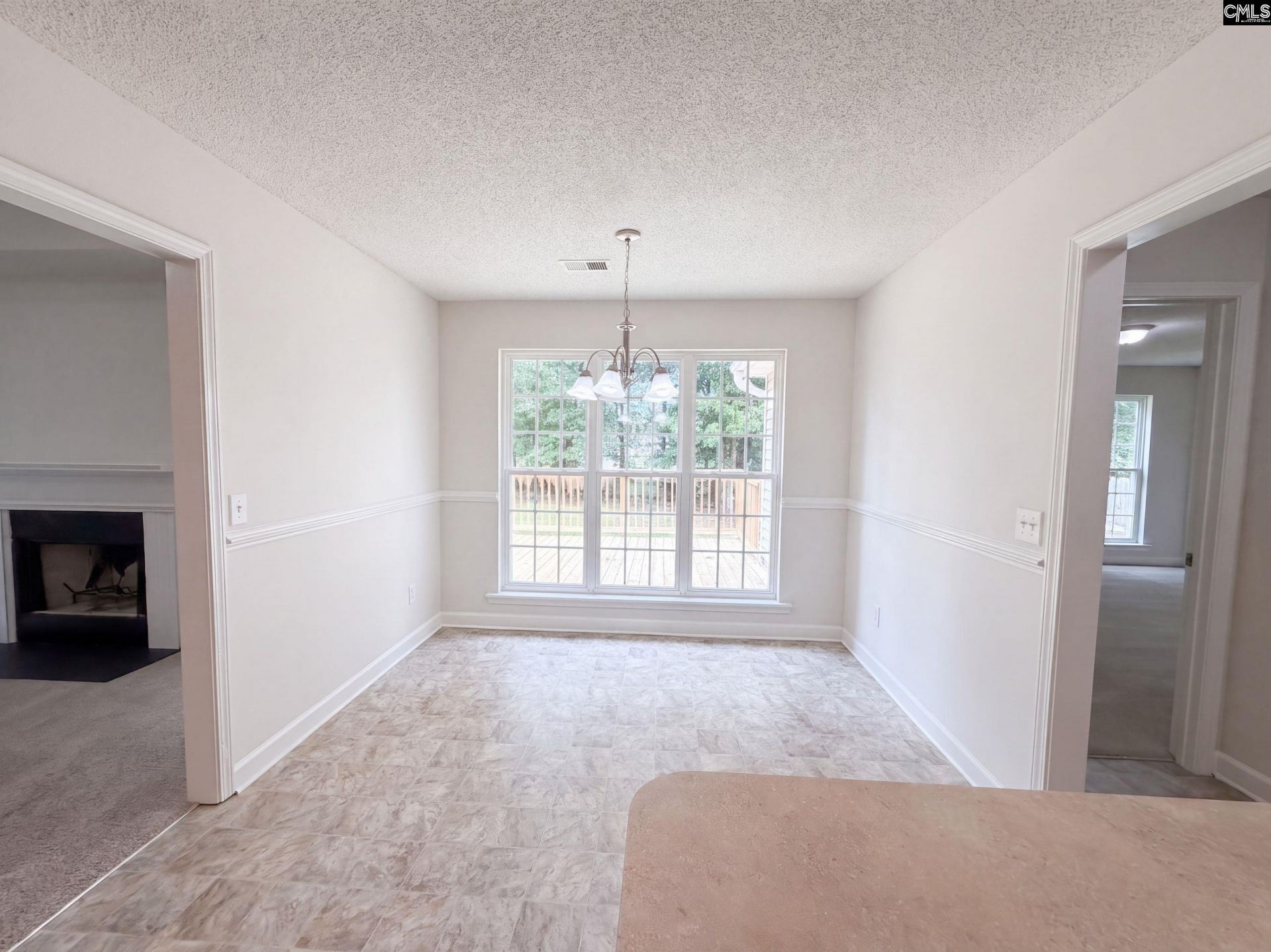 105 Sorrel Tree Lane  Photo 6