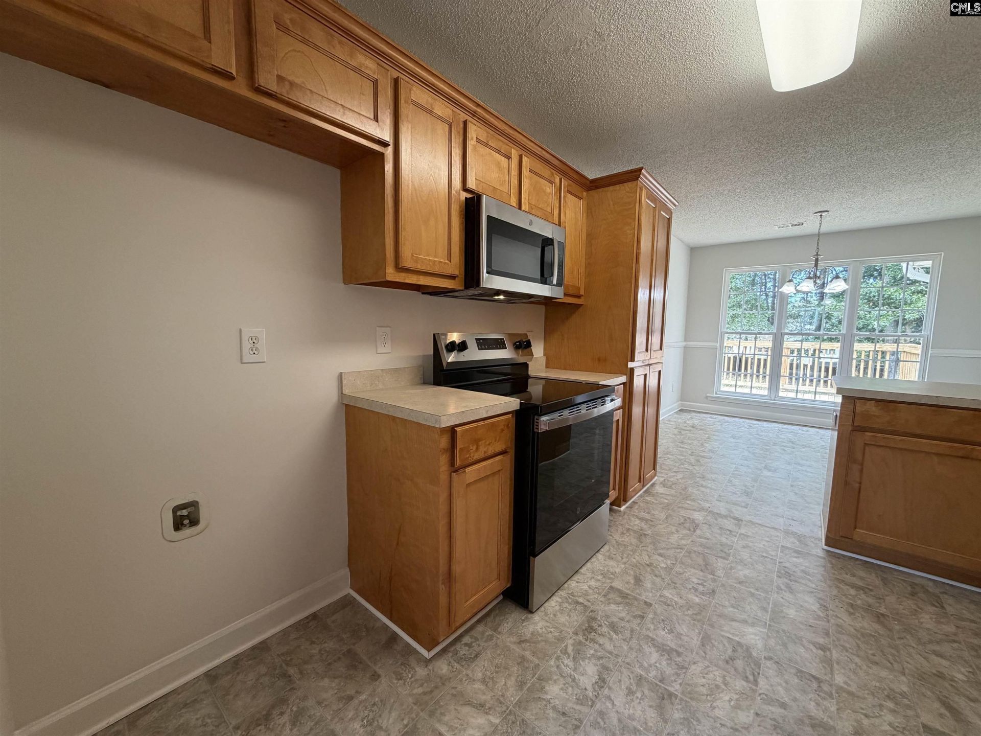 105 Sorrel Tree Lane  Photo 9