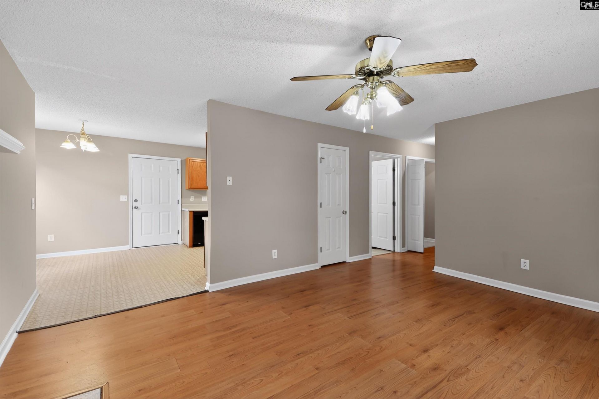 127 Renaissance Way Photo 11