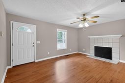 127 Renaissance Way photo 4