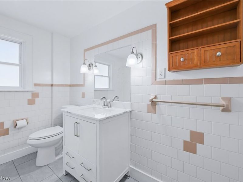 572 E Archwood Avenue, Akron, OH 44301 Photo 30