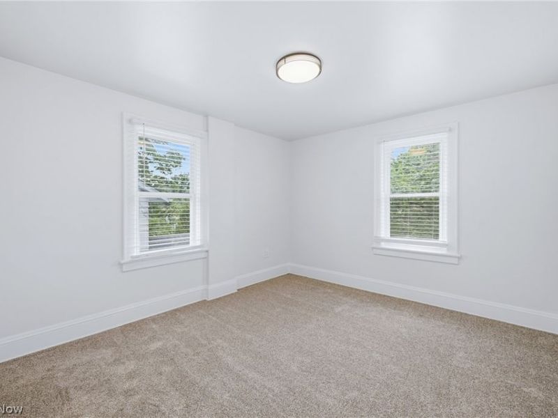 572 E Archwood Avenue, Akron, OH 44301 Photo 36