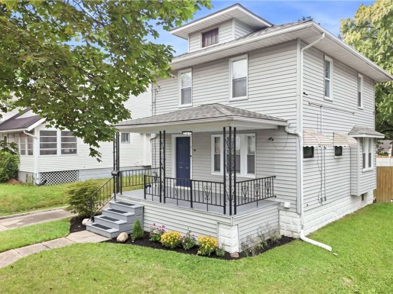 572 E Archwood Avenue, Akron, OH 44301 Photo 4