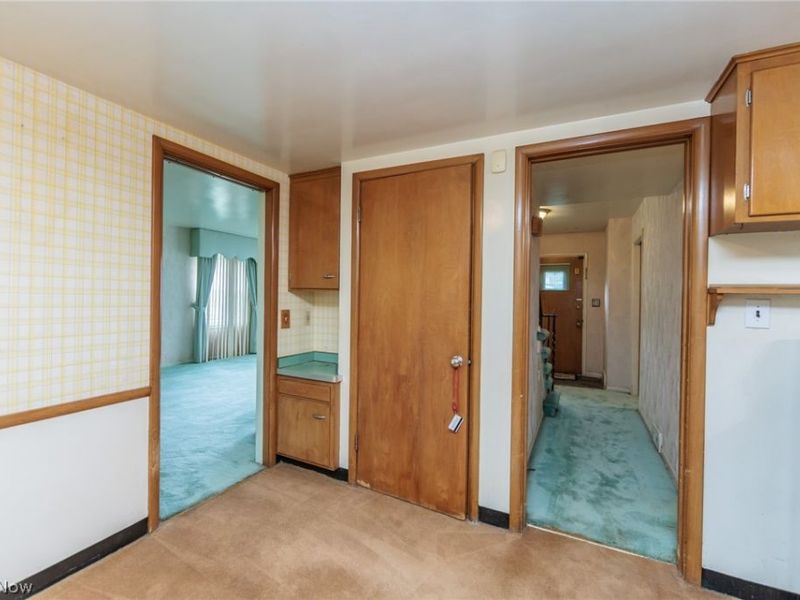 15711 Fenemore Road, East Cleveland, OH 44112 Photo 13