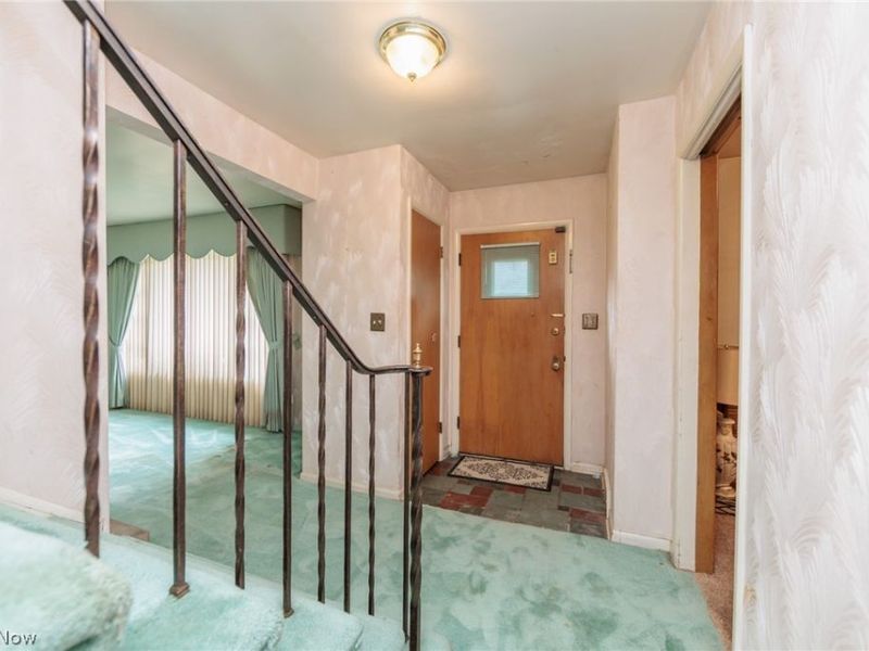 15711 Fenemore Road, East Cleveland, OH 44112 Photo 4