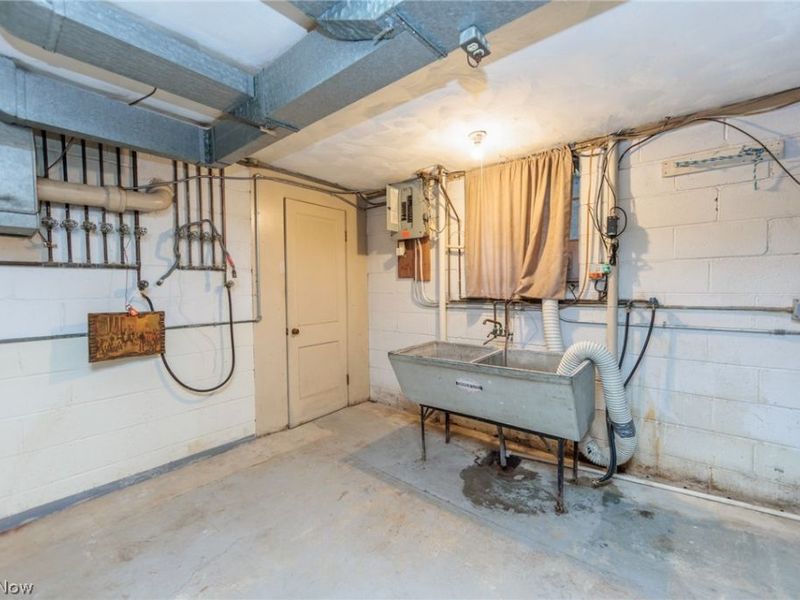 15711 Fenemore Road, East Cleveland, OH 44112 Photo 46