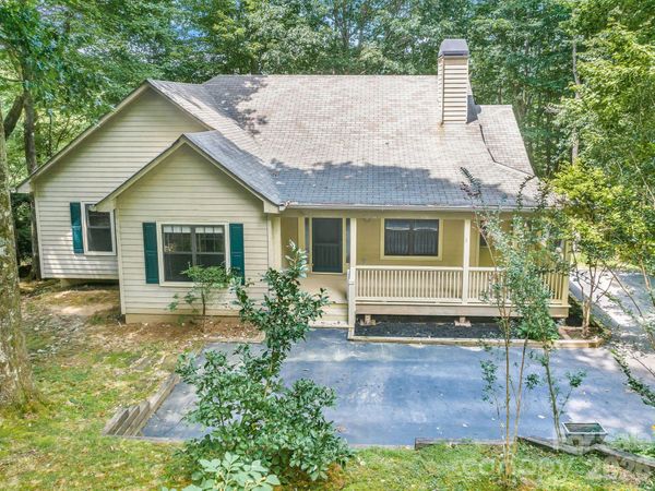 526 Whetstone Gap Road , Lake Toxaway, NC 28747