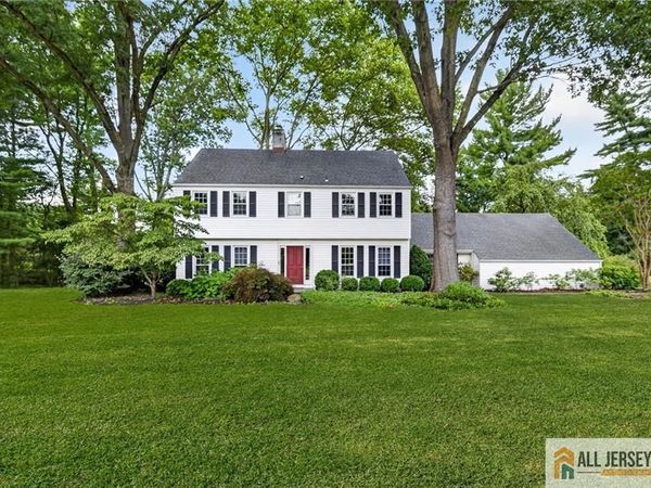 9 Wynnewood Drive, Cranbury, NJ 08512