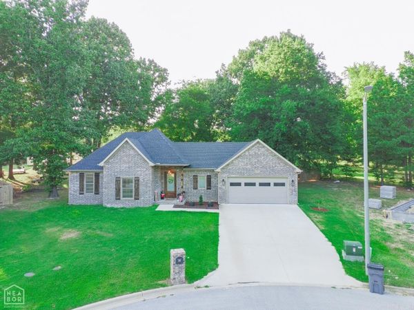 2202 N 29th Street, Paragould, AR 72450