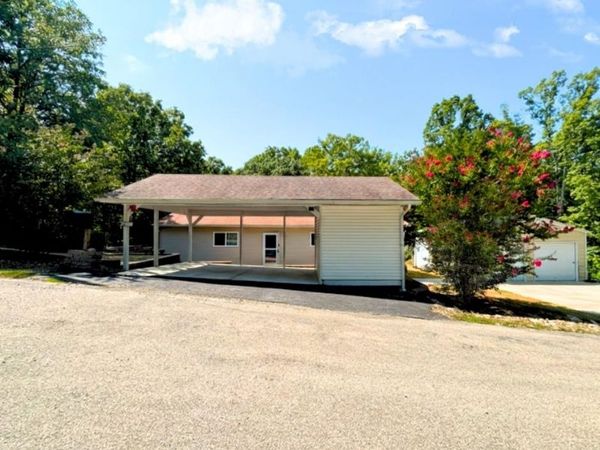 10 Algonquin Circle, Cherokee Village, AR 72529