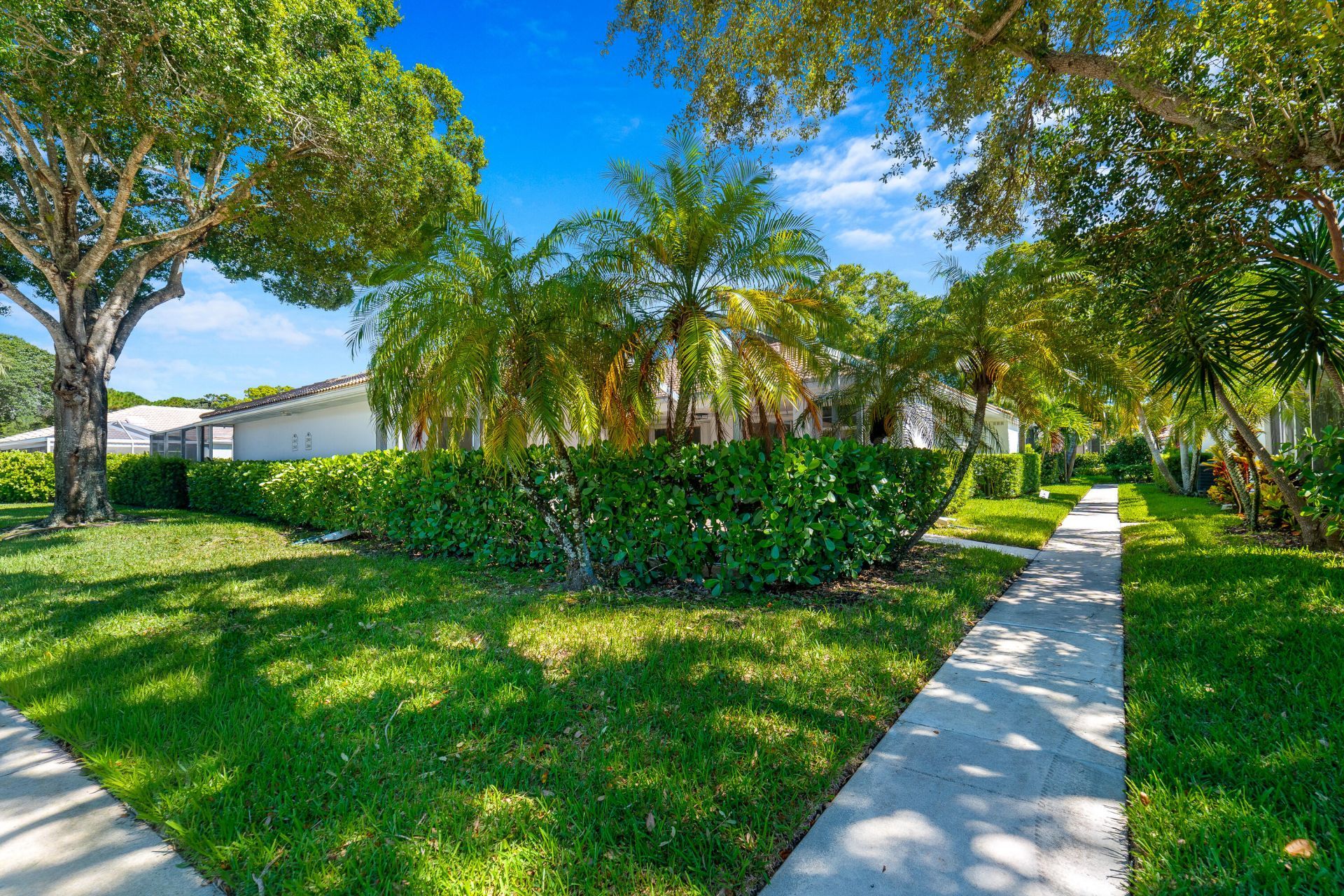 2301 Pin Oak Court, Palm Beach Gardens, FL 33410 Photo