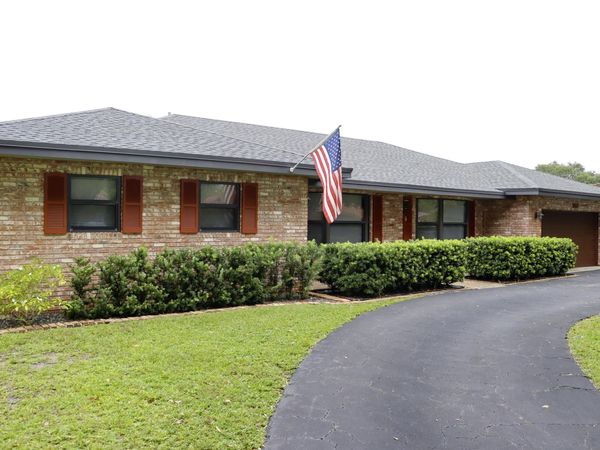 820 NW 73rd Terrace, Plantation, FL 33317