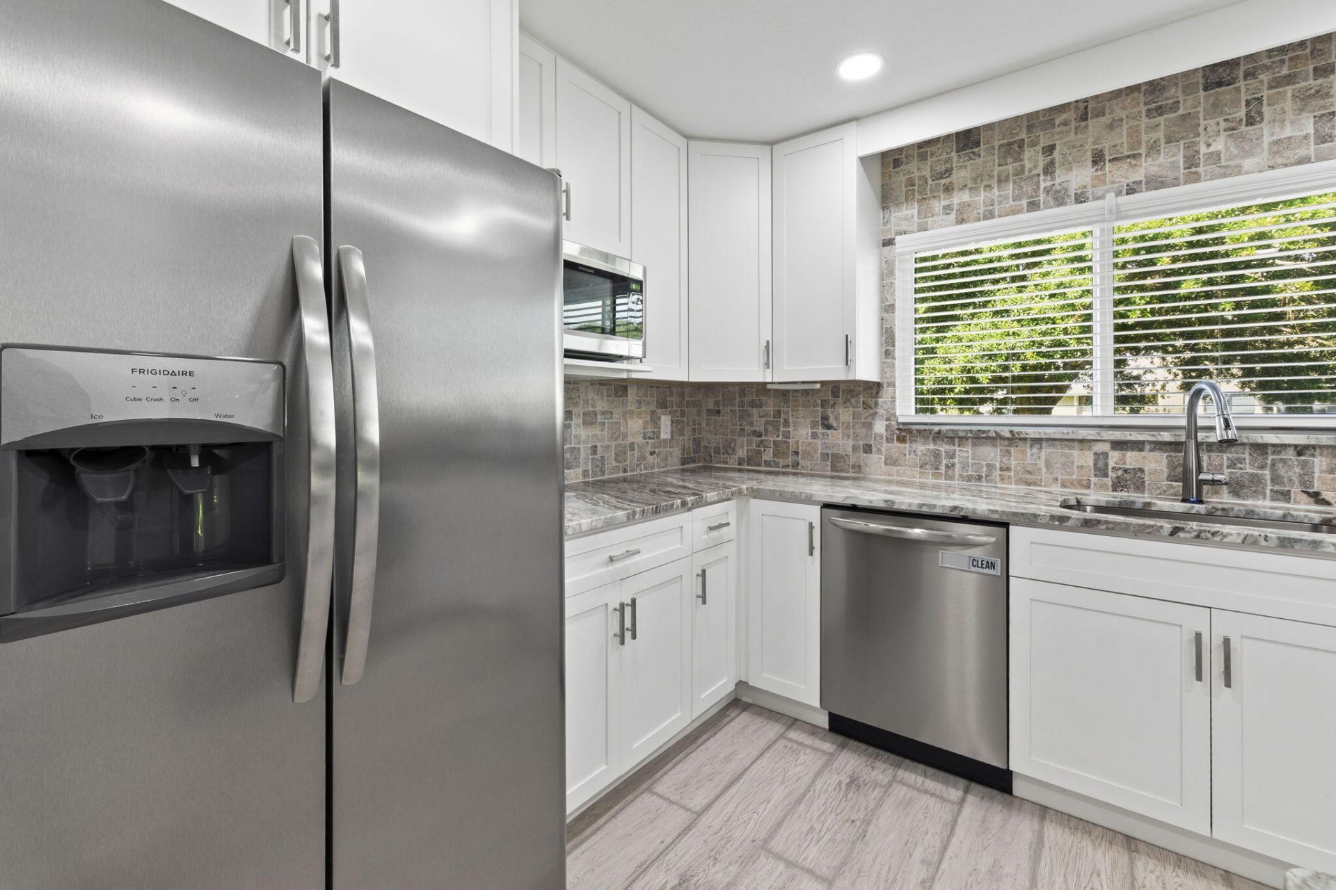 1431 SE Colchester Circle, Port Saint Lucie, FL 34952 Photo