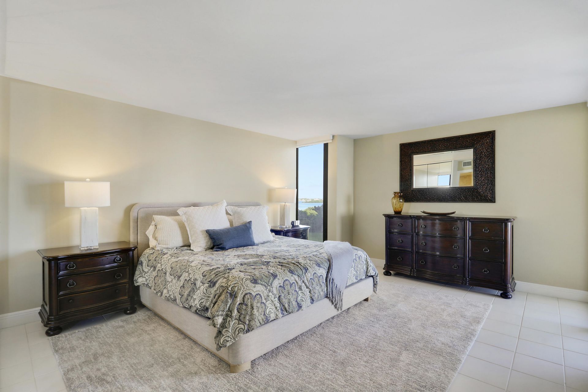 5510 N Ocean Drive, Unit 4C, Singer Island, FL 33404 Photo