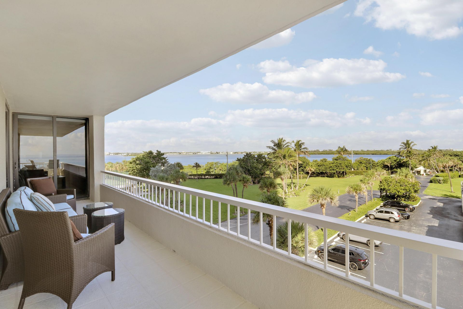 5510 N Ocean Drive, Unit 4C, Singer Island, FL 33404 Photo